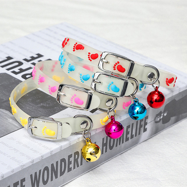 Cats Collar with Glowing Bells Glow At Night